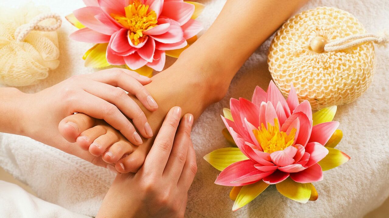 traditional medicine in the treatment of fungus